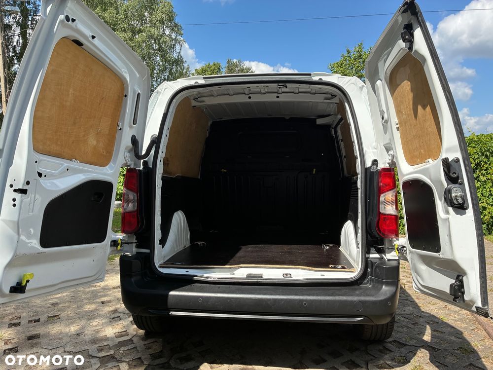 Toyota Proace City - 7