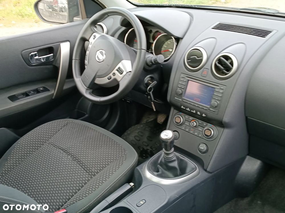 Nissan Qashqai+2 2.0 dCi DPF tekna - 29