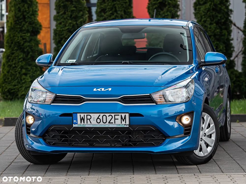 Kia Rio - 3