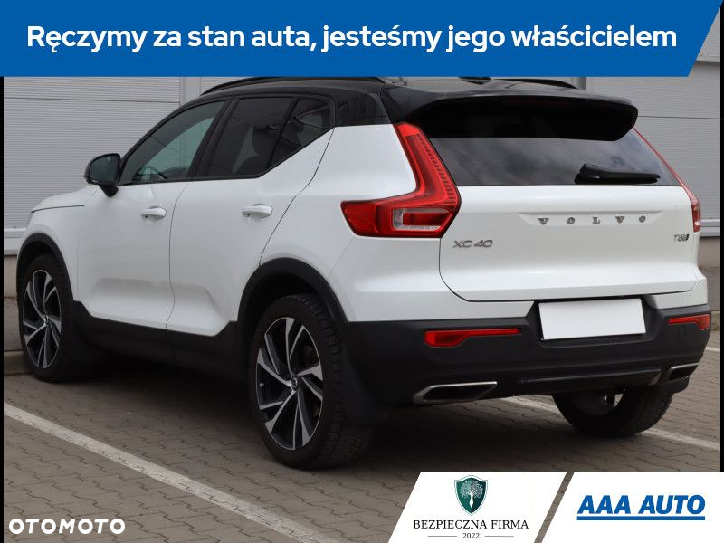Volvo XC 40 - 5