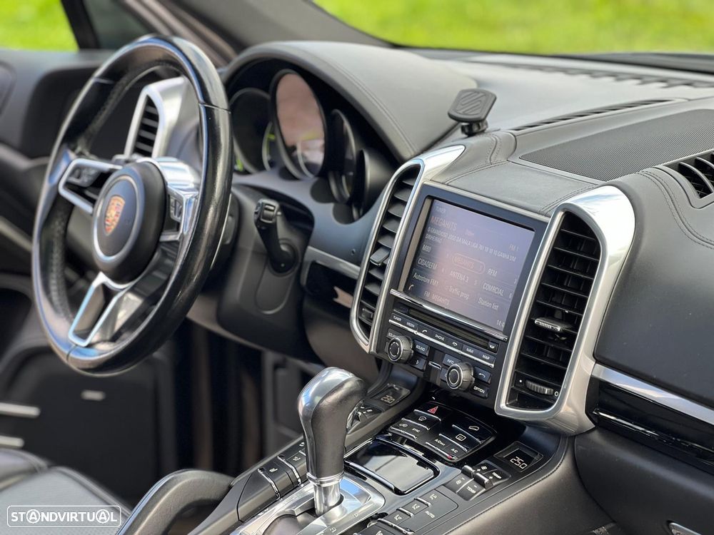 Porsche Cayenne S E-Hybrid Platinum Edition - 15