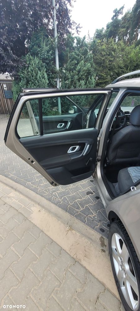 Skoda Fabia 1.2 HTP Elegance - 17