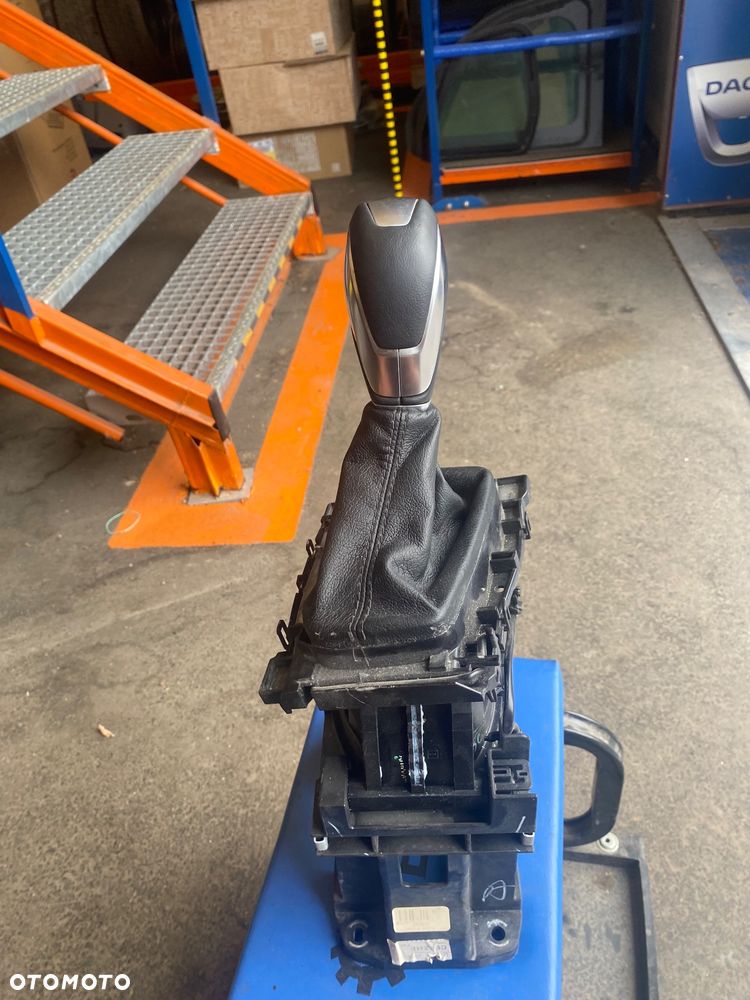 Ford S-max MK2  2 II LIFT galaxy MK4 18r 2.0 tdci  IGŁA!!! po 21 tyś km AUTOMAT WYBIERAK SKRZYNI BIEGÓW MIESZEK SKÓRZANY GAŁKA SKÓRZANA SKÓRA   mk 2 mk 3 mk 4 galaxy S max Smax S-maks lift II 2  galaxy - 6