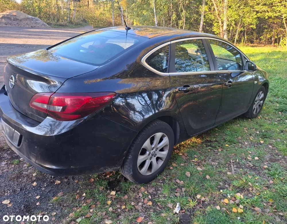 Opel Astra - 11