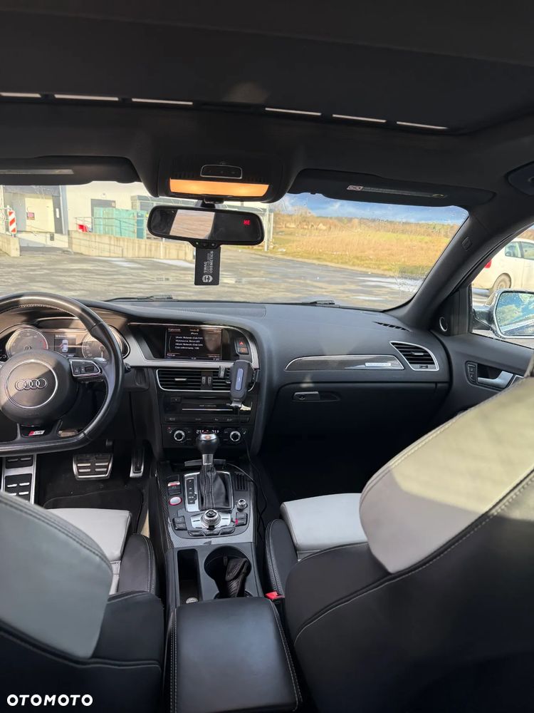 Audi S4 Limousine - 13