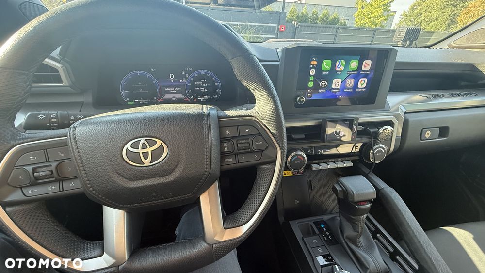 Toyota Tacoma - 10