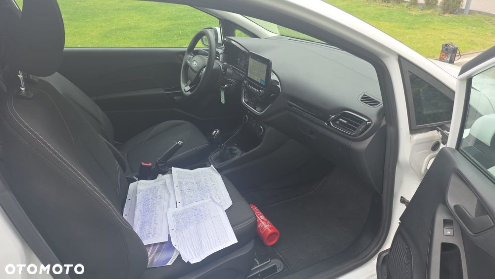 Ford Fiesta - 13