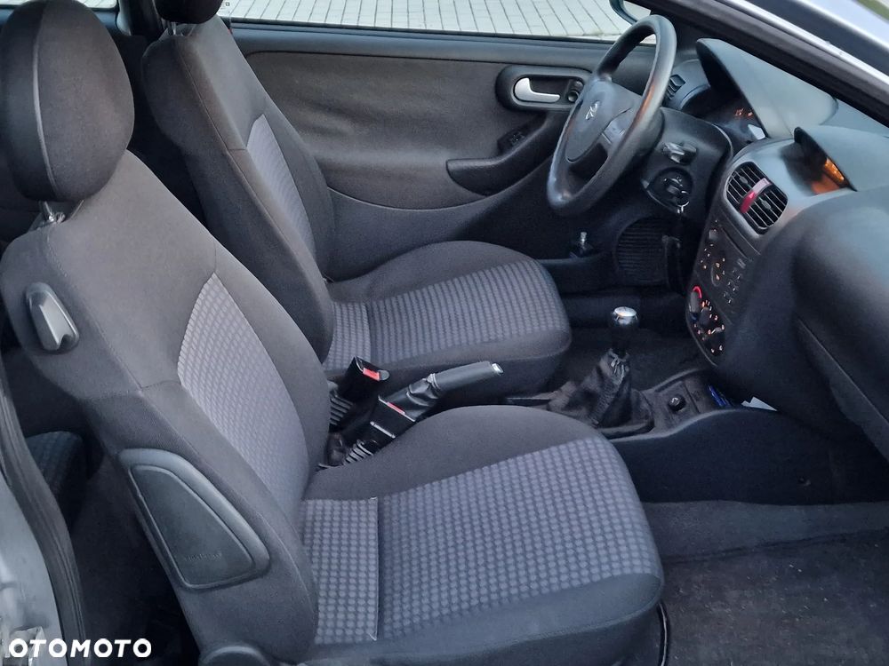 Opel Corsa 1.0 12V Cosmo - 6