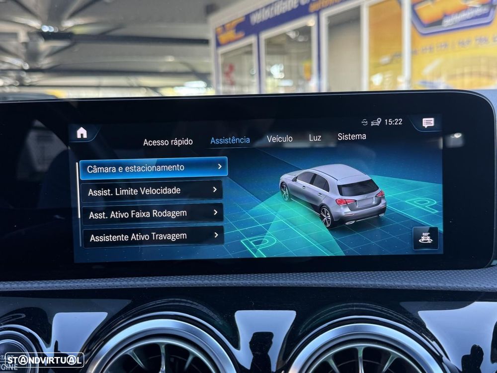 Mercedes-Benz A 250 e AMG Line - 30