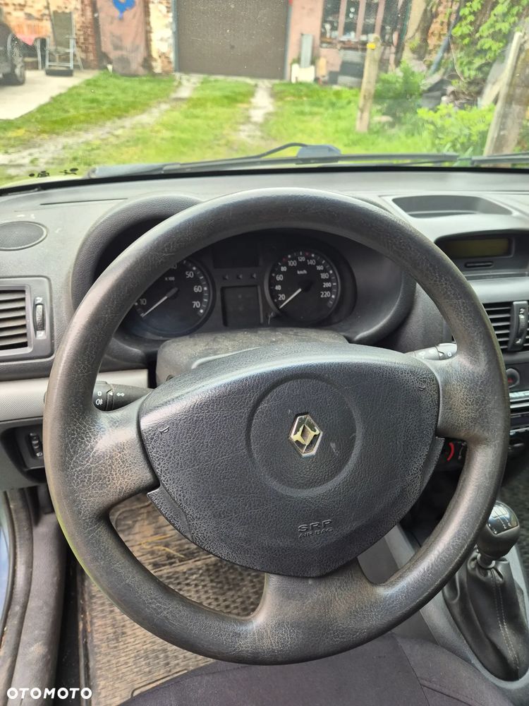 Renault Clio 1.2 16V Alize - 6