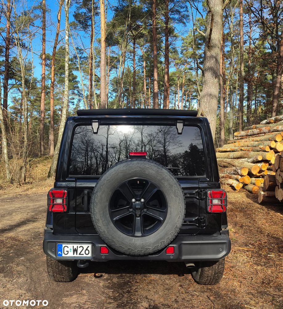 Jeep Wrangler Unlimited 3.6 Automatik Sahara - 2