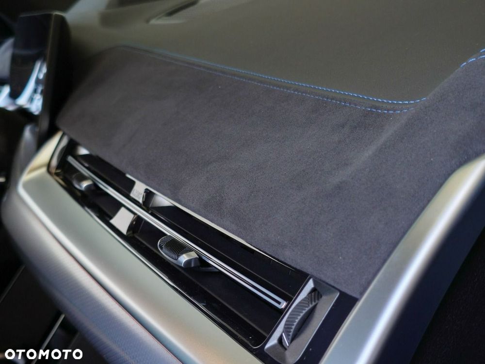 BMW X1 - 24