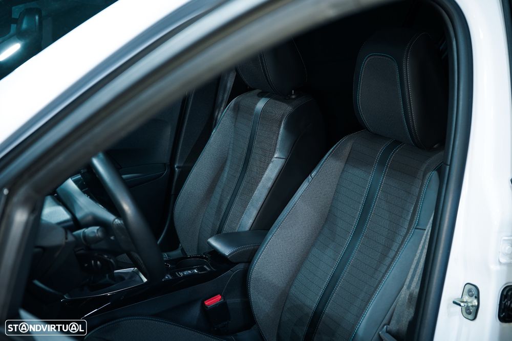 Peugeot 2008 TURBO 100 Allure - 11