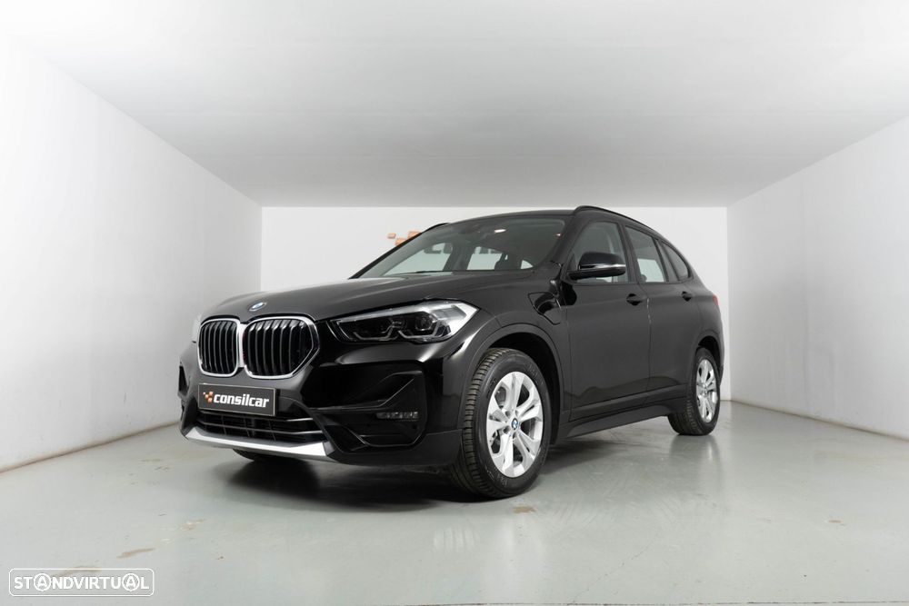 BMW X1 25 e xDrive Corporate Edition - 8