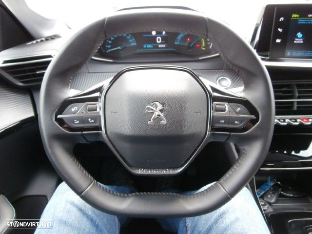 Peugeot e-208 50 kWh Allure - 22
