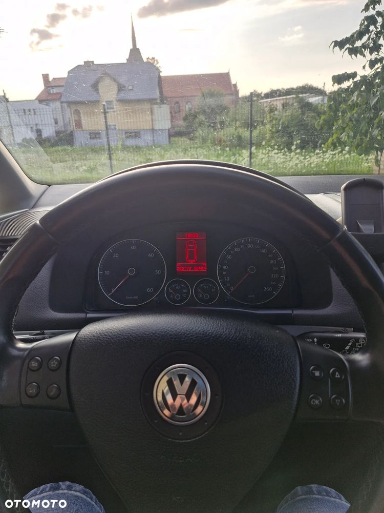 Volkswagen Touran 2.0 TDI DPF Highline DSG - 7