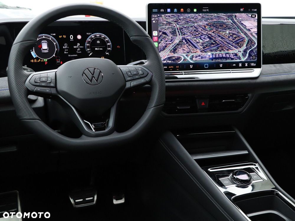 Volkswagen Tiguan - 16