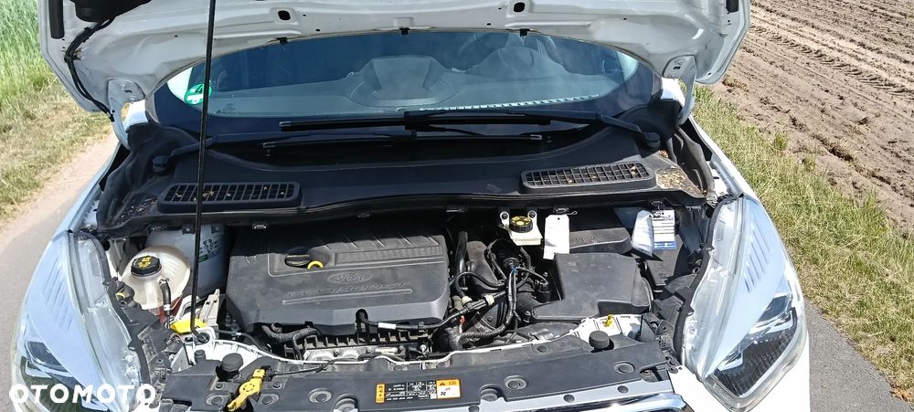 Ford Kuga - 13
