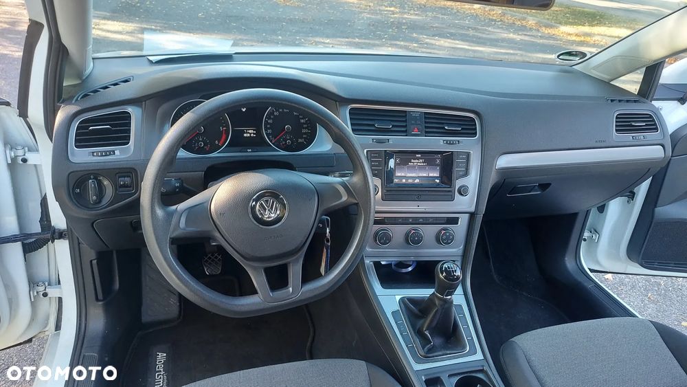 Volkswagen Golf 1.6 TDI BlueMotion Comfortline - 29
