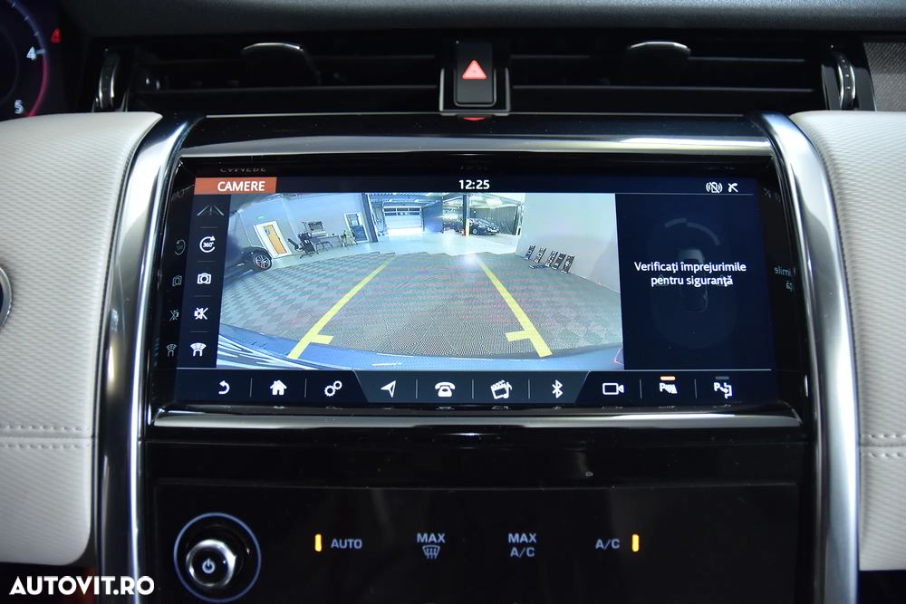 Land Rover Discovery Sport - 20