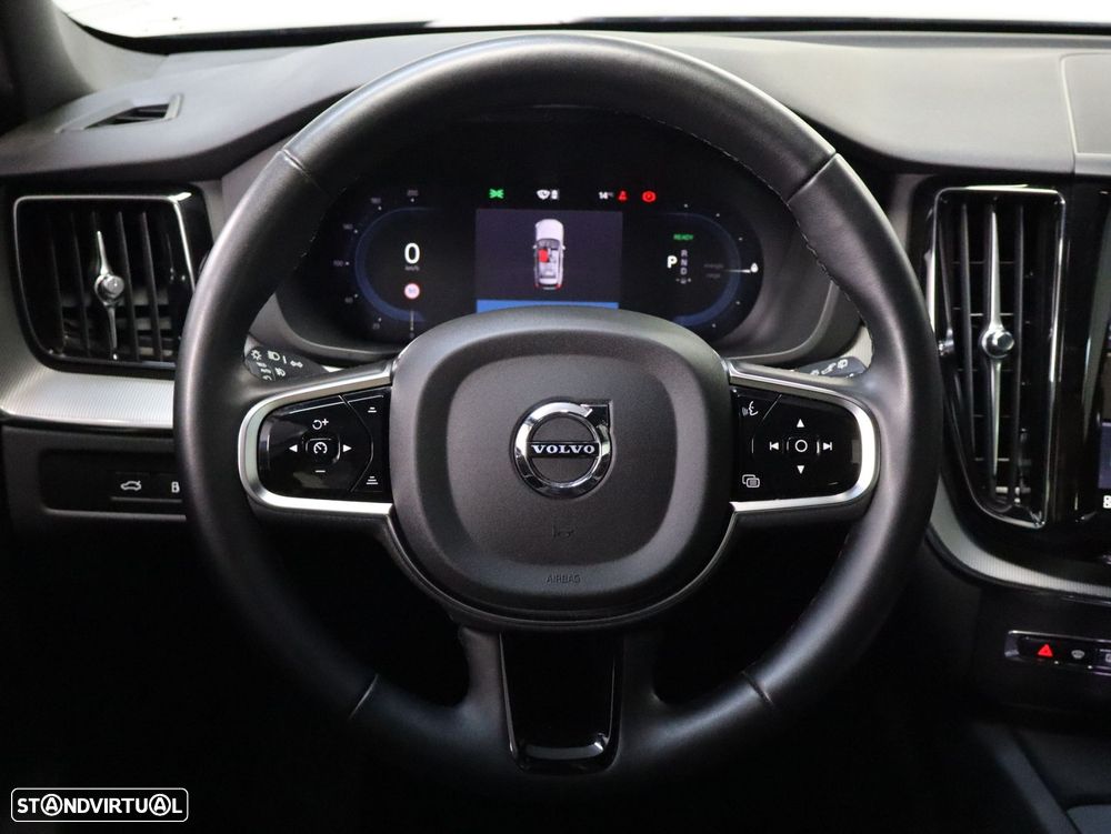 Volvo XC 60 2.0 T6 PHEV Black Edition AWD - 11