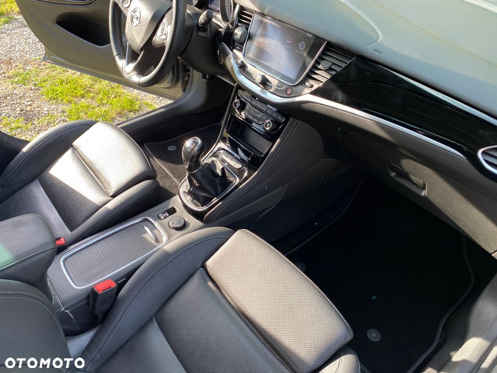Opel Astra 1.4 Turbo Innovation - 27