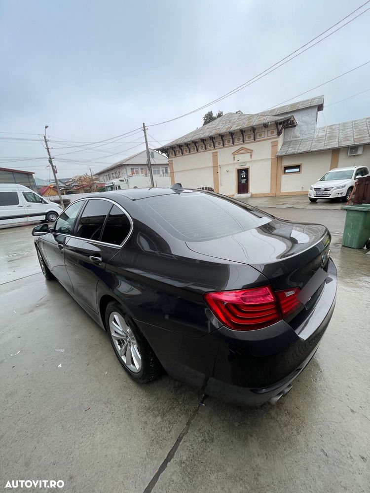 BMW Seria 5 520d Aut. Luxury Line - 21