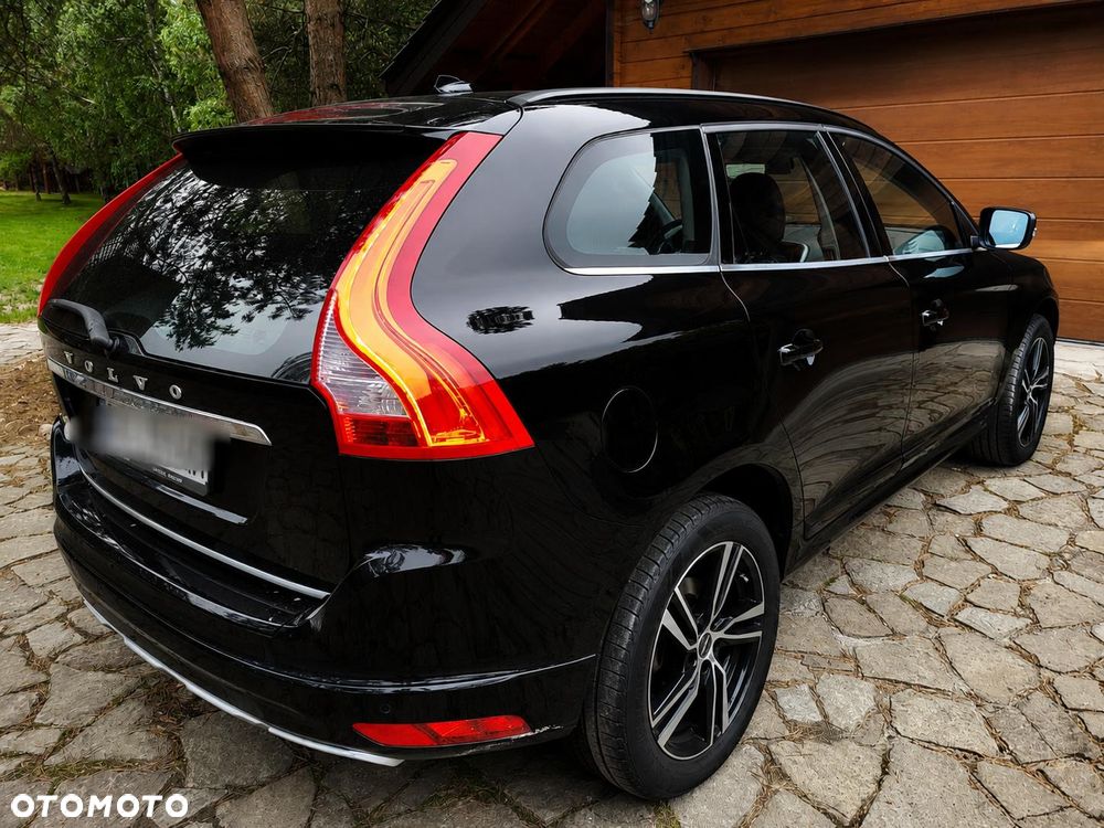 Volvo XC 60 D4 Drive-E Momentum - 3
