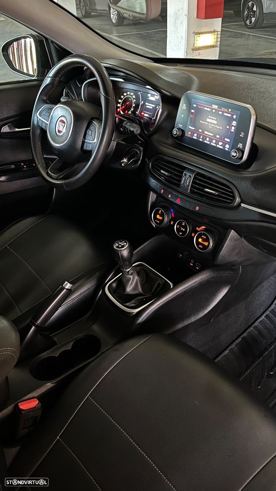 Fiat Tipo Station Wagon 1.3 M-Jet Lounge Tech J17 - 15