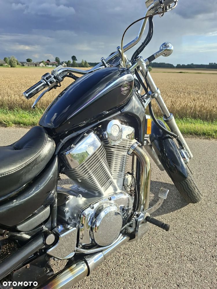 Suzuki Intruder - 9
