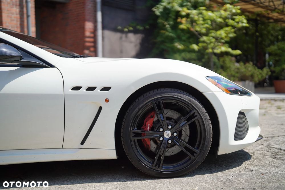 Maserati GranTurismo MC Stradale - 7