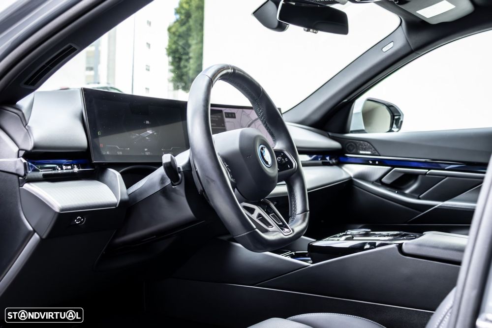 BMW i5 eDrive40 Pack Desportivo M - 15