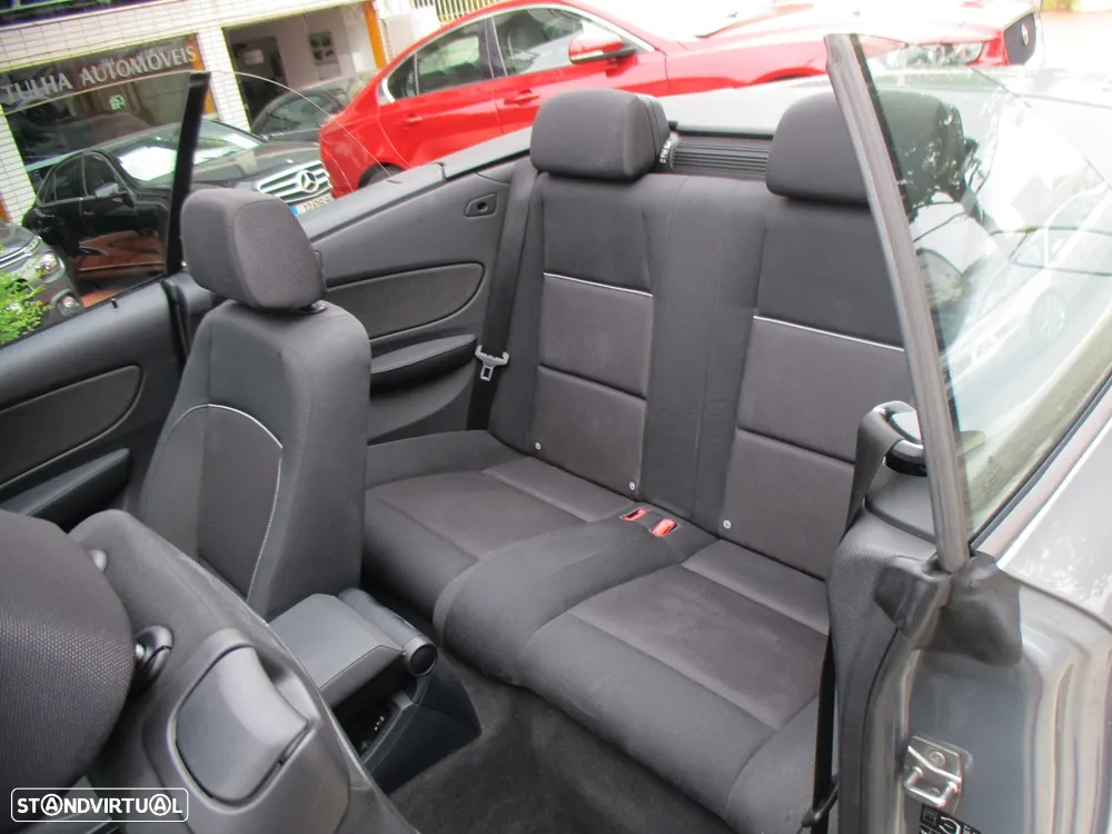 BMW 118 d Cabrio - 12