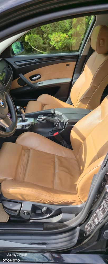 BMW Seria 5 520d - 5