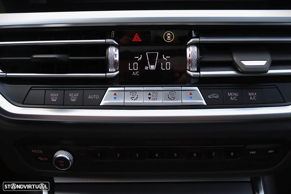 BMW 320 - 21