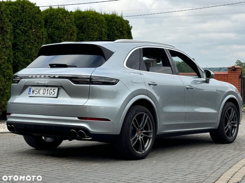 Porsche Cayenne S - 18