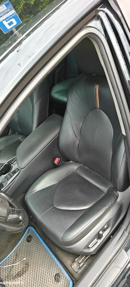 Toyota Camry 2.5 Hybrid Comfort CVT - 10