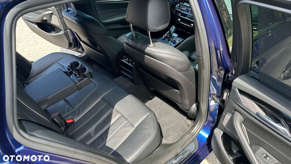 BMW Seria 5 520d Sport Line - 15