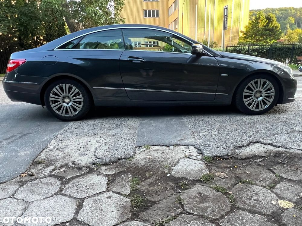 Mercedes-Benz Klasa E - 2