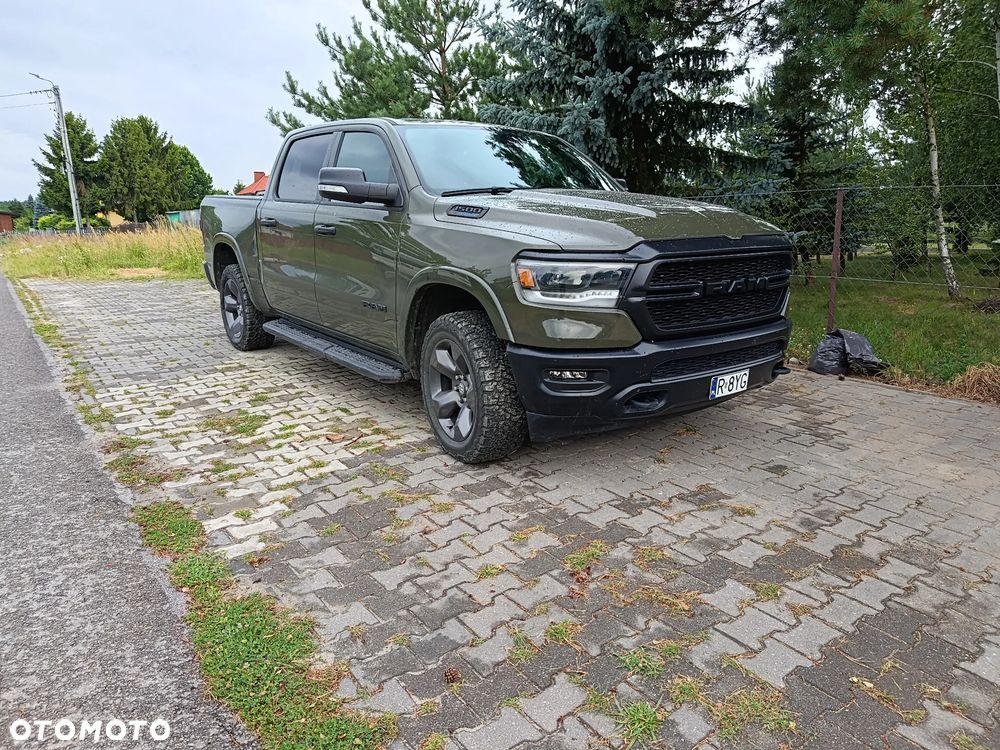 Dodge RAM 5.7 4x4 - 5