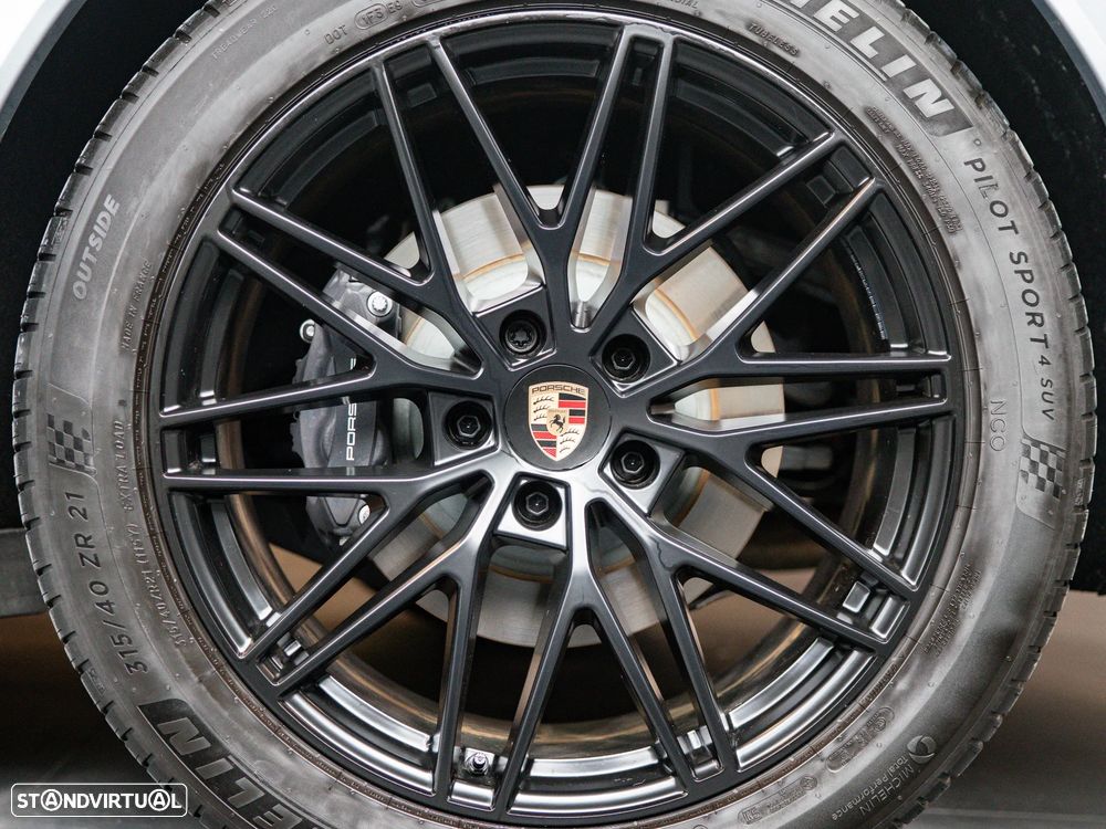 Porsche Cayenne Coupé E-Hybrid Black Edition - 17