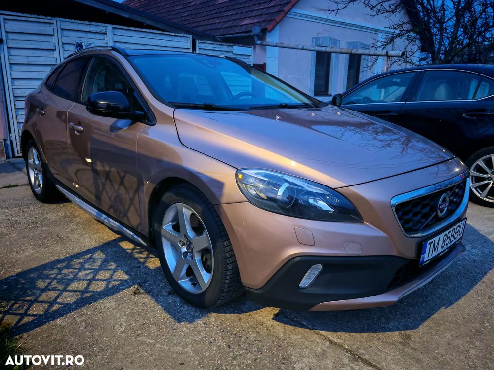 Volvo V40 T5AWD Aut Summum - 2