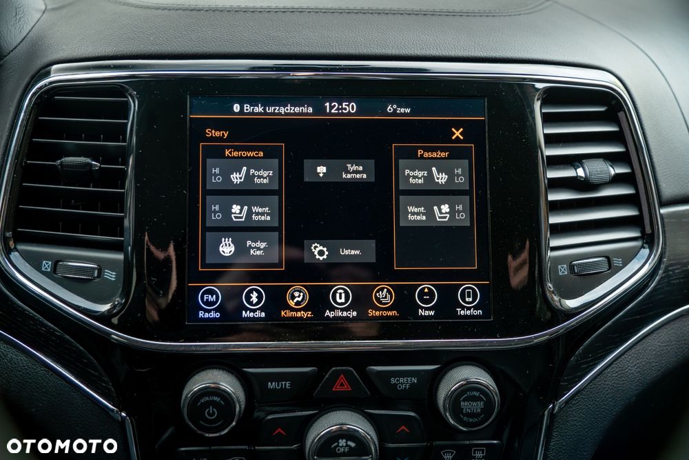 Jeep Grand Cherokee 3.6 V6 Summit - 23