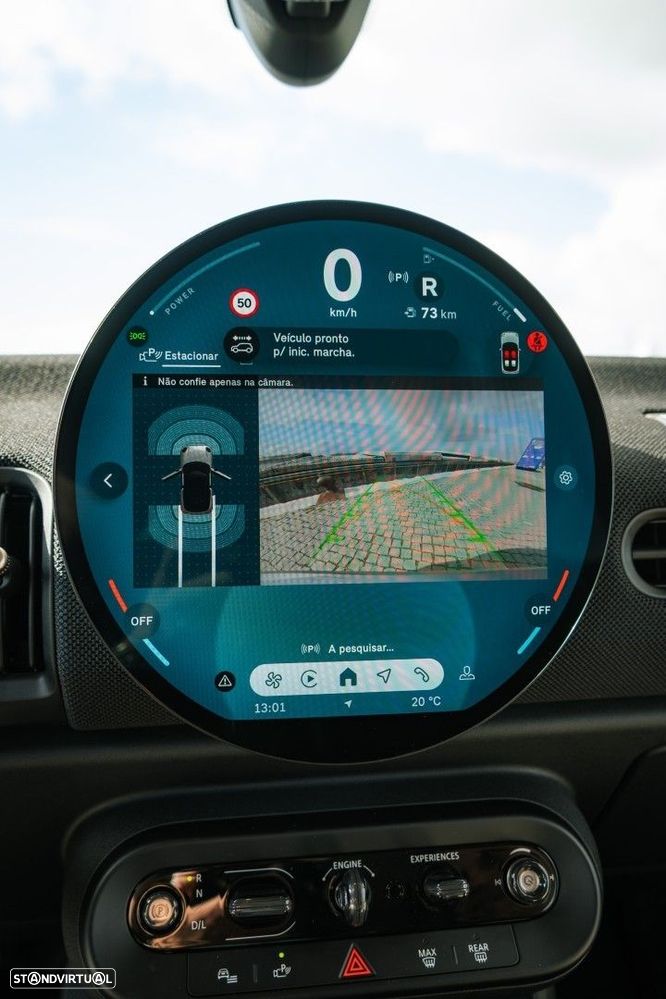 MINI 3 Portas Cooper C Essential - 28