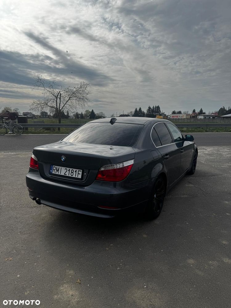BMW Seria 5 520d - 7