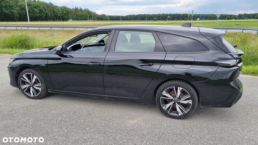 Peugeot 308 180 e-EAT8 GT - 6