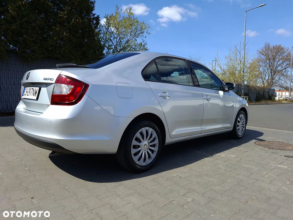 Skoda RAPID 1.0 TSI Ambition - 8