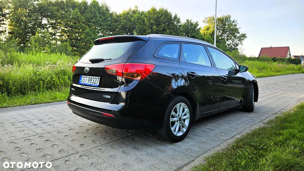Kia Ceed 1.6 CRDi M DCT - 4