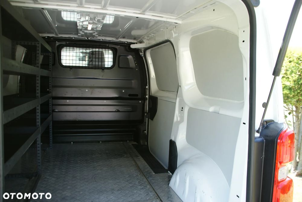 Peugeot Expert - 12