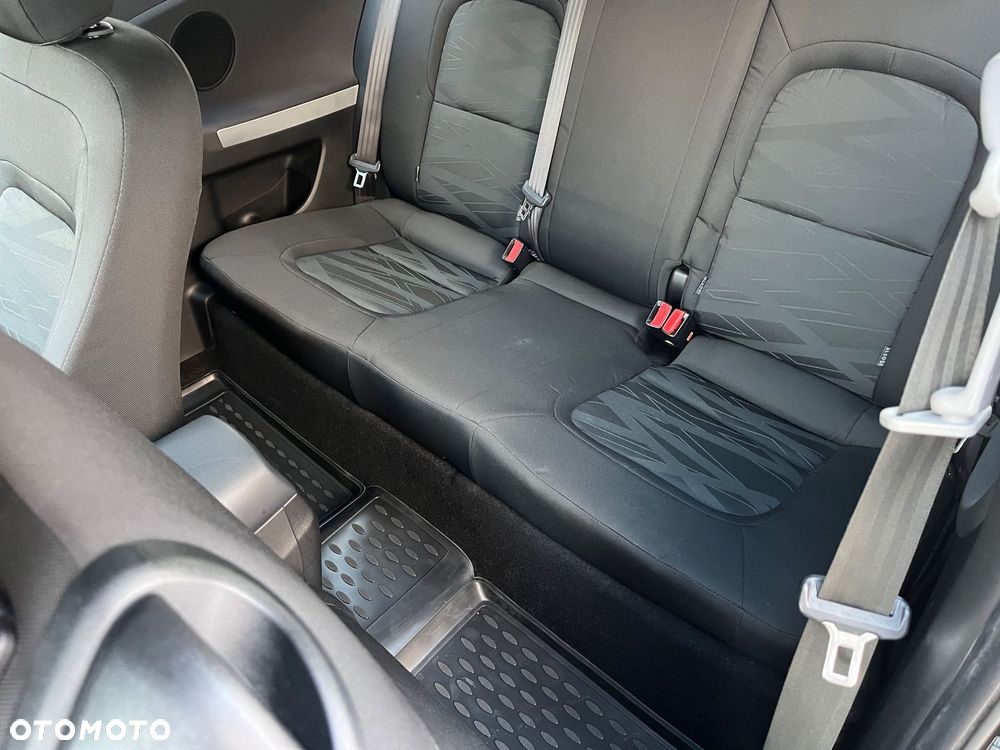 Kia ProCeed 1.4 M - 13